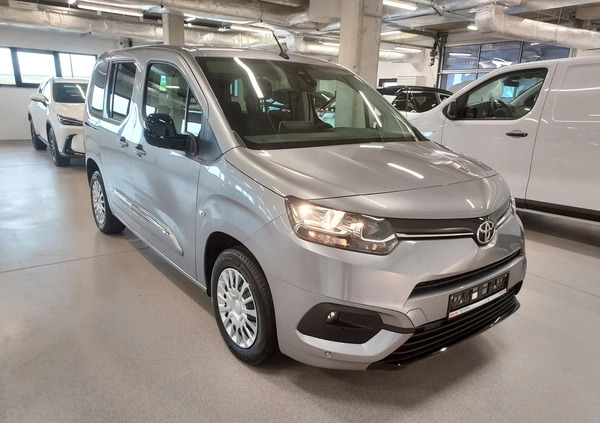 Toyota Proace City Verso cena 130900 przebieg: 1, rok produkcji 2024 z Nowe Miasto nad Pilicą małe 92